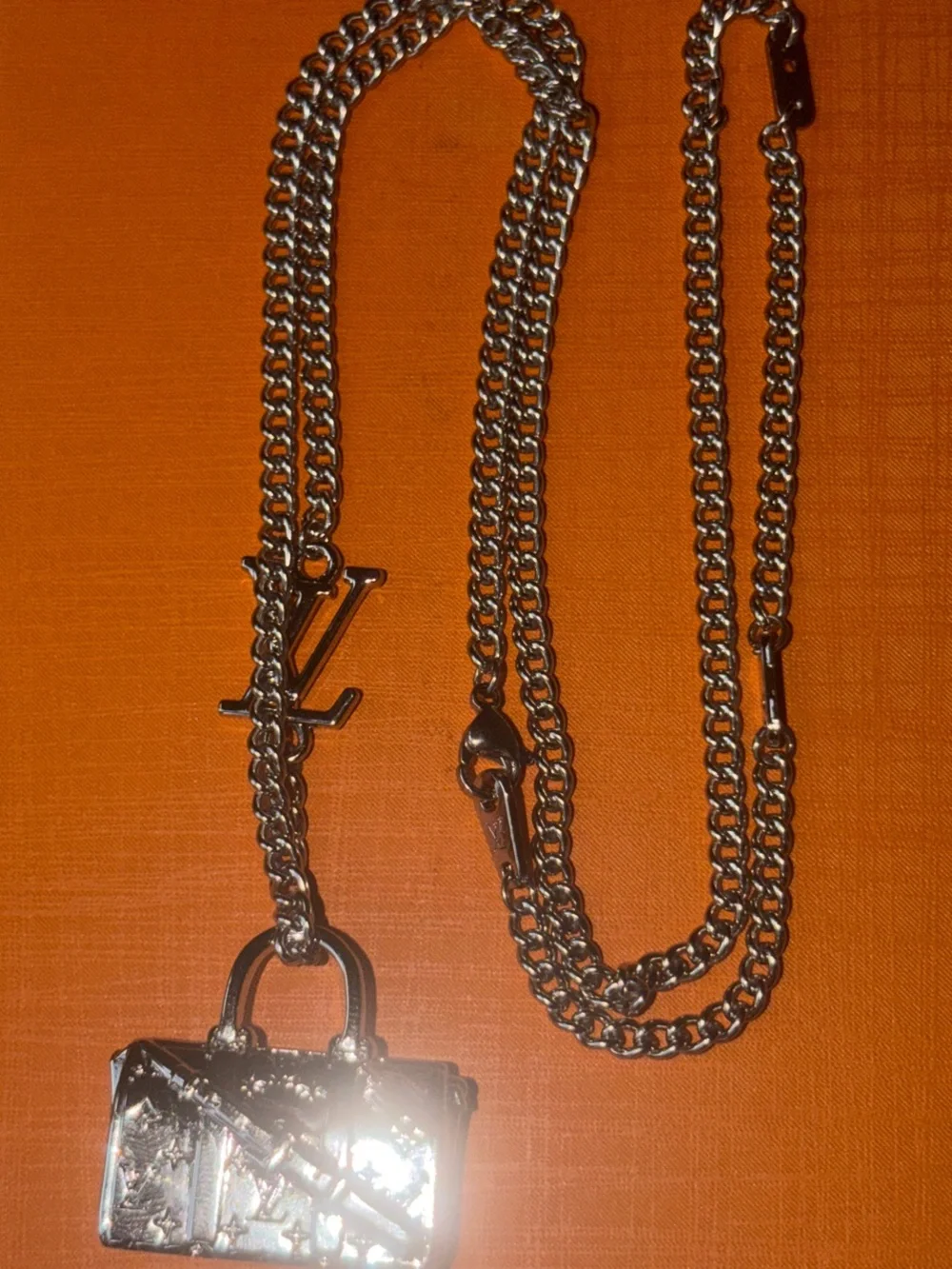 Louis Vuitton unisex great